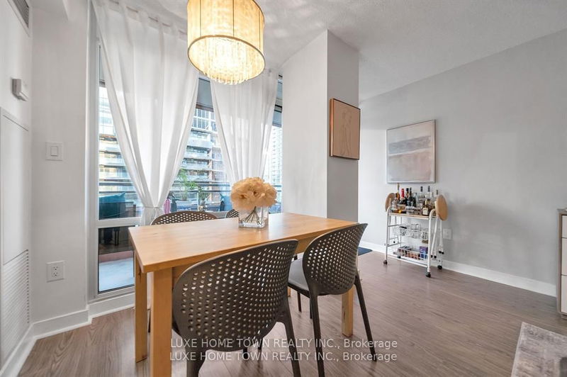  711 - 4K Spadina Ave  Toronto, M5V 3Y9 | Image 14