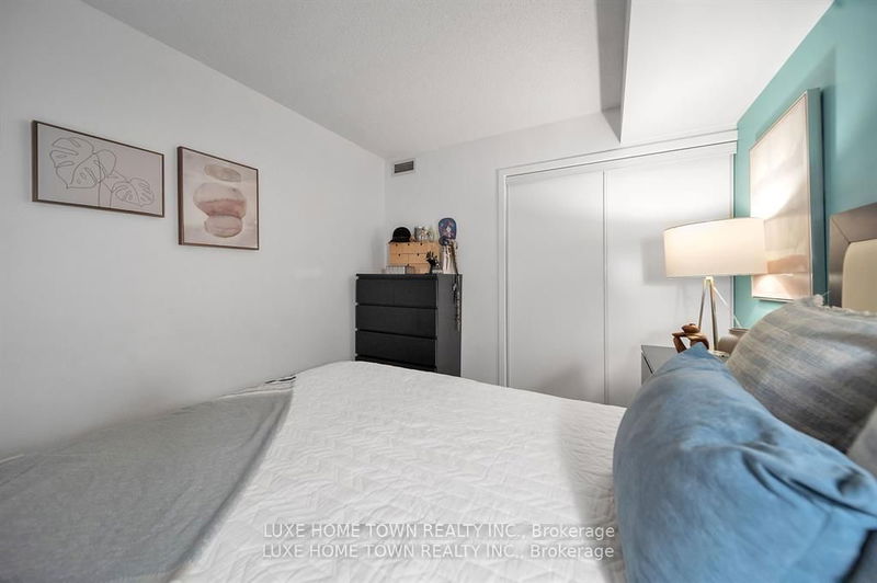  711 - 4K Spadina Ave  Toronto, M5V 3Y9 | Image 17