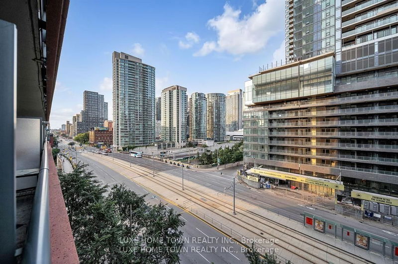  711 - 4K Spadina Ave  Toronto, M5V 3Y9 | Image 24