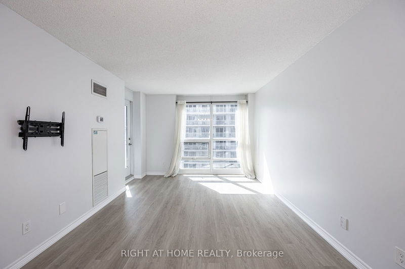  1006 - 763 Bay St  Toronto, M5G 2R3 | Image 9