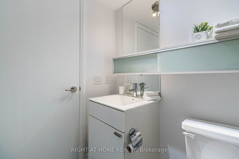  1038 - 111 Elizabeth St  Toronto, M5G 1P7 | Image 19