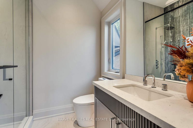 233 Carmichael Ave  Toronto, M5M 2X5 | Image 31