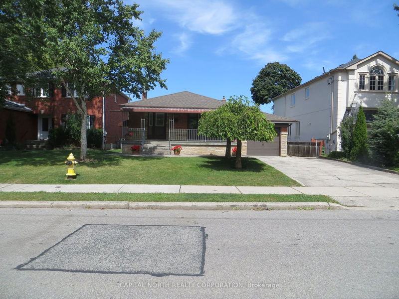 374 Hounslow Ave  Toronto, M2R 1H6 | Image 2