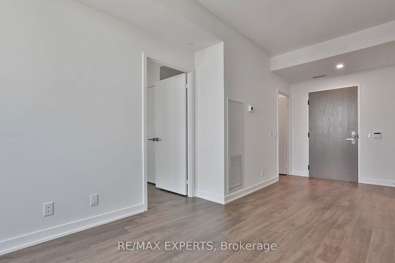  1215 - 30 Tretti Way  Toronto, M3H 0E3 | Image 5