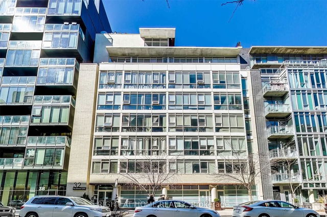 303 - 32 Stewart Street