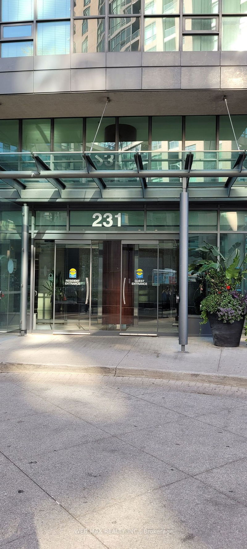 home for lease on 1006-231 Fort York Boulevard