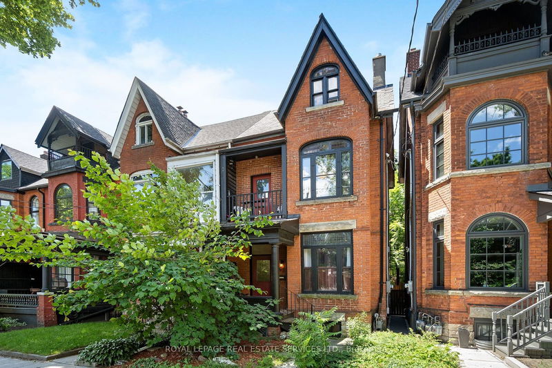 62 Lakeview Ave  Toronto, M6J 3B3 | Image 2