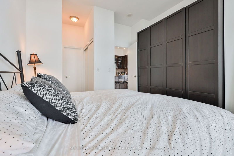  Ph 201 - 8 Scollard St  Toronto, M5R 1E9 | Image 30