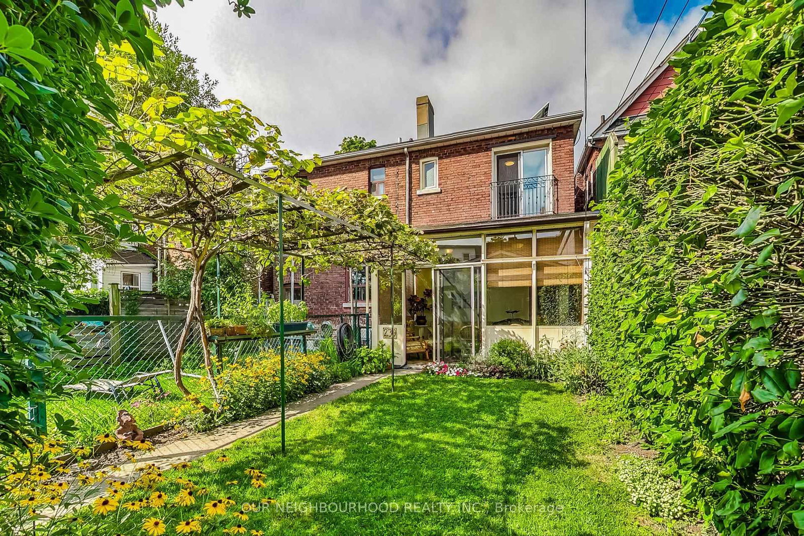 Listing Image 7