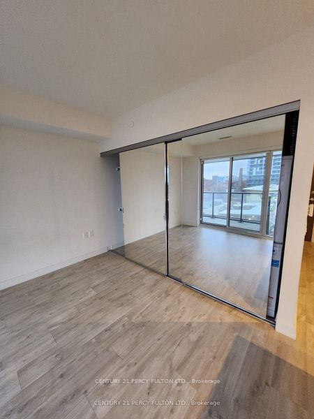  412w - 27 Bathurst St  Toronto, M5V 2P1 | Image 13