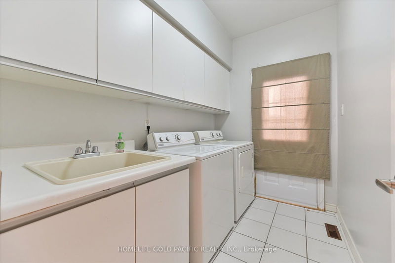 81 Clarinda Dr  Toronto, M2K 2V2 | Image 21