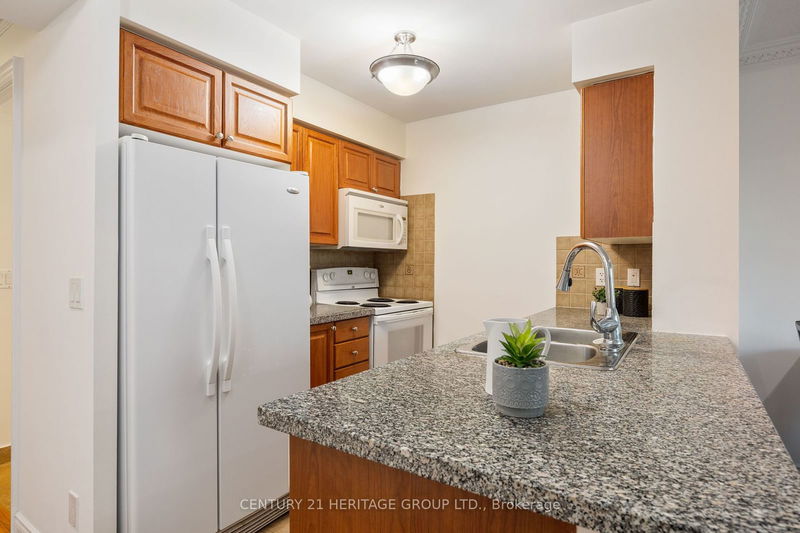  1302 - 15 Greenview Ave  Toronto, M2M 4M7 | Image 12