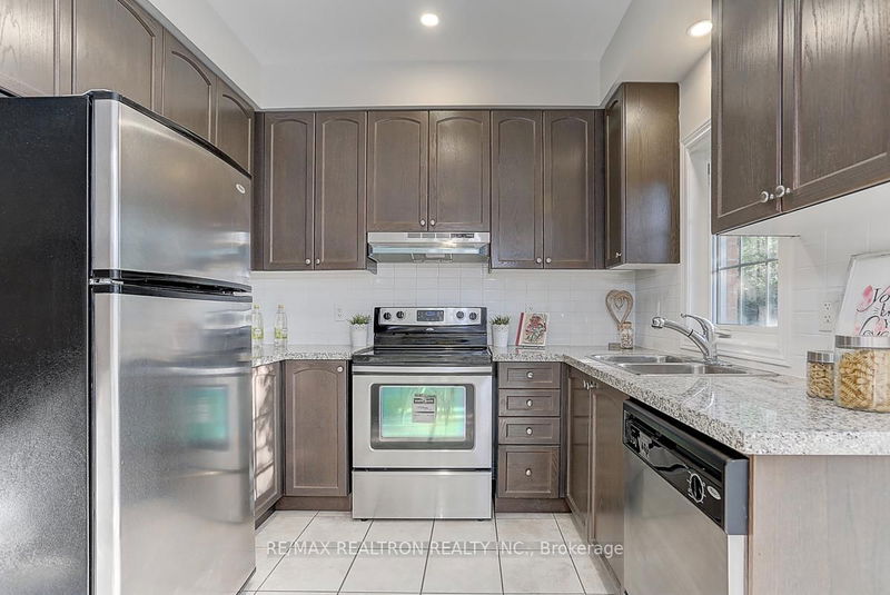  H - 169 Finch Ave E Toronto, M2N 4R8 | Image 9