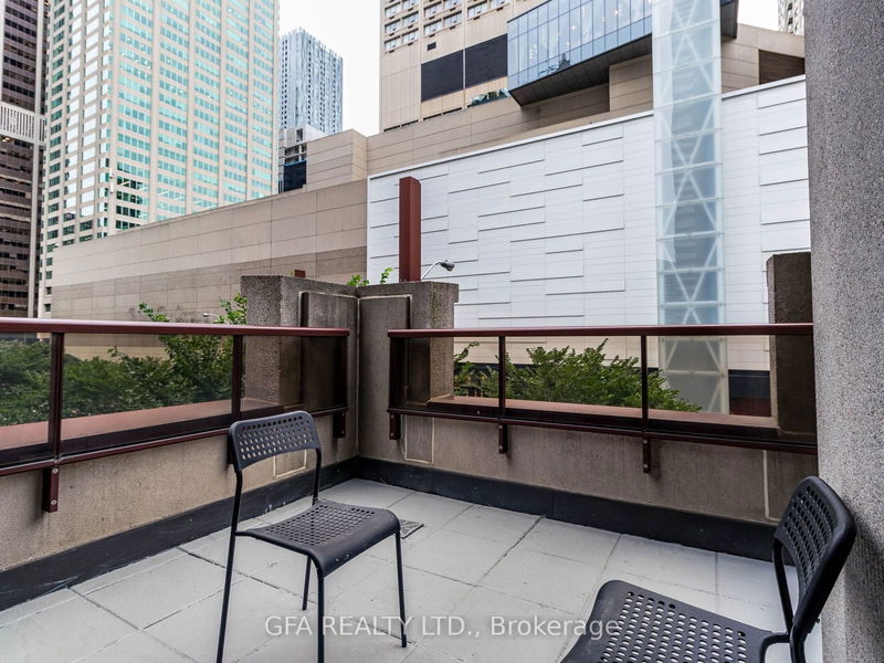  302 - 85 Bloor St E Toronto, M4W 3Y1 | Image 18