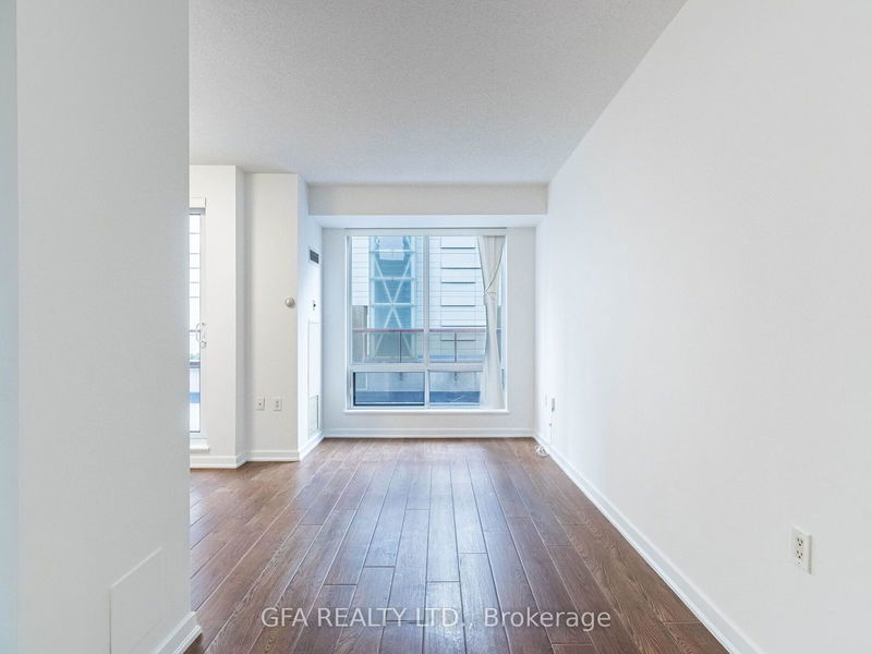  302 - 85 Bloor St E Toronto, M4W 3Y1 | Image 5