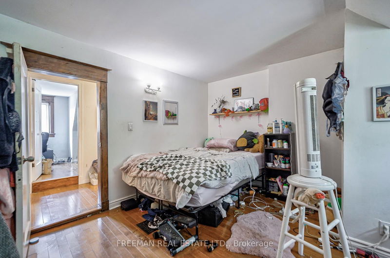 472 Crawford St  Toronto, M6G 3J8 | Image 26