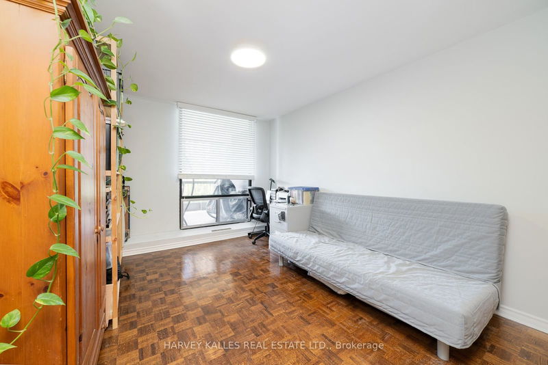  203 - 135 Antibes Dr  Toronto, M2R 2Z1 | Image 18