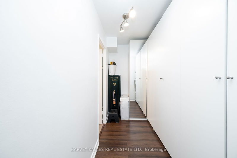  203 - 135 Antibes Dr  Toronto, M2R 2Z1 | Image 21