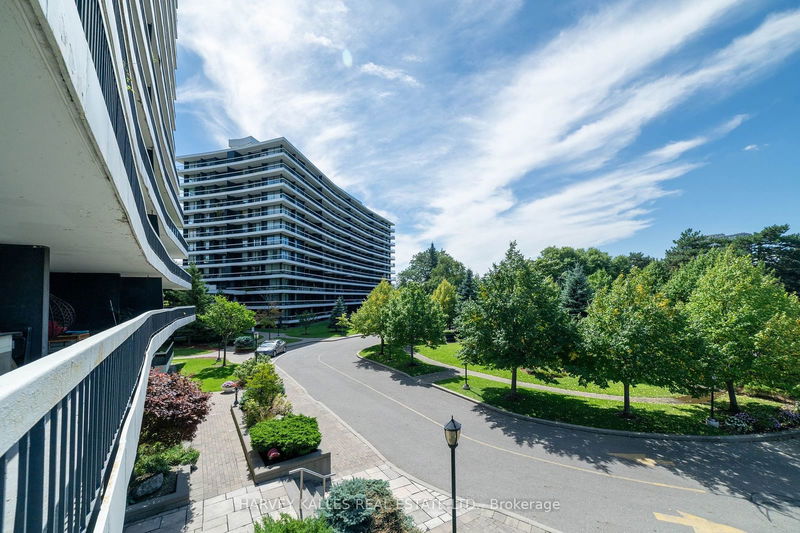  203 - 135 Antibes Dr  Toronto, M2R 2Z1 | Image 34