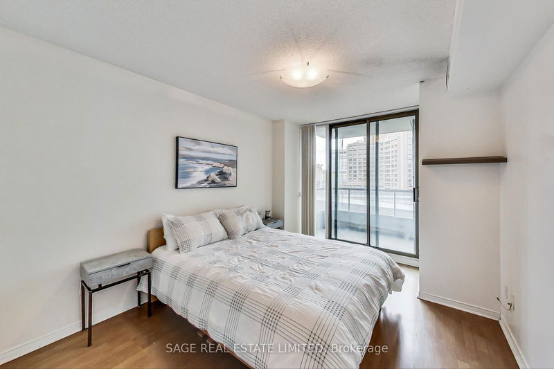  1005 - 750 Bay St  Toronto, M5G 1N6 | Image 21