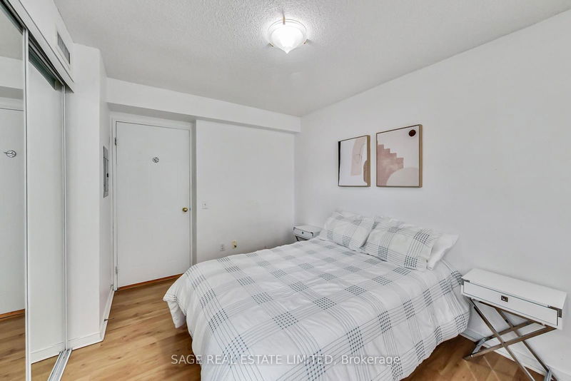  1005 - 750 Bay St  Toronto, M5G 1N6 | Image 27