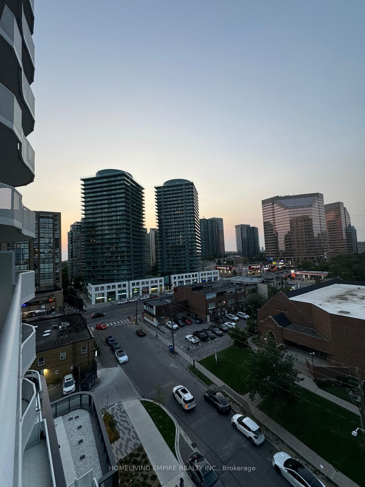 Listing Image 9