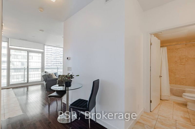  1812 - 14 York St  Toronto, M5J 0B1 | Image 14