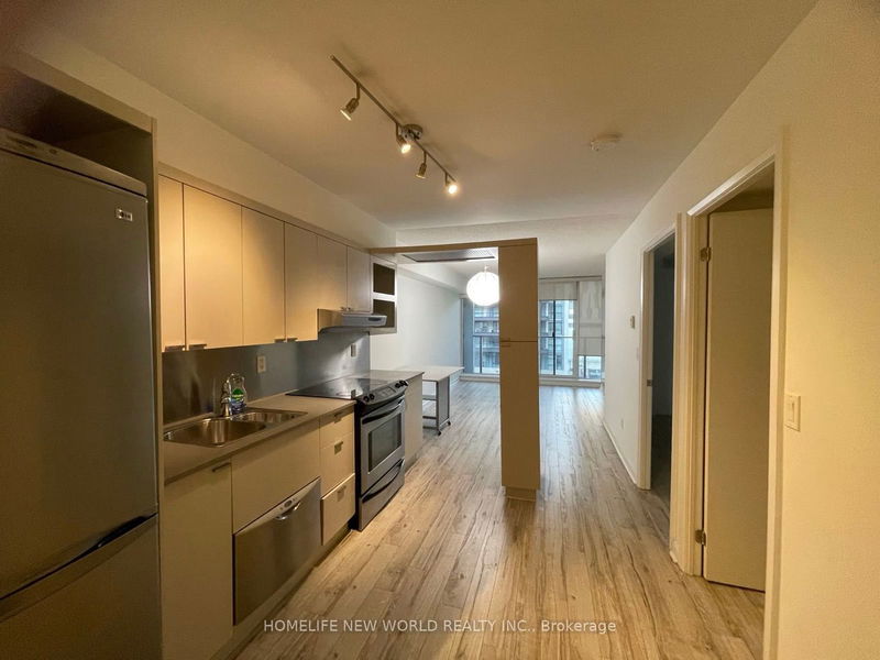  752 - 111 Elizabeth St  Toronto, M5G 1P7 | Image 3