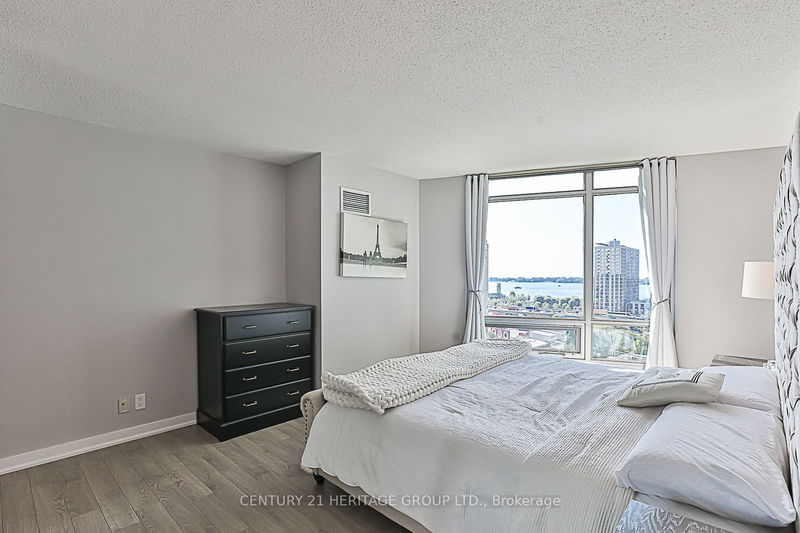  1215 - 81 Navy Wharf Crt  Toronto, M5V 3S2 | Image 13