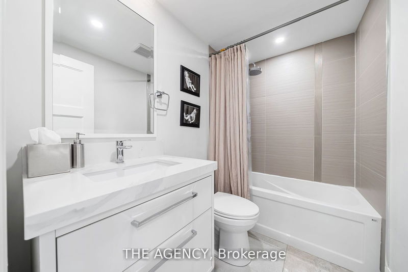 3062 Bayview Ave  Toronto, M2M 3R7 | Image 32