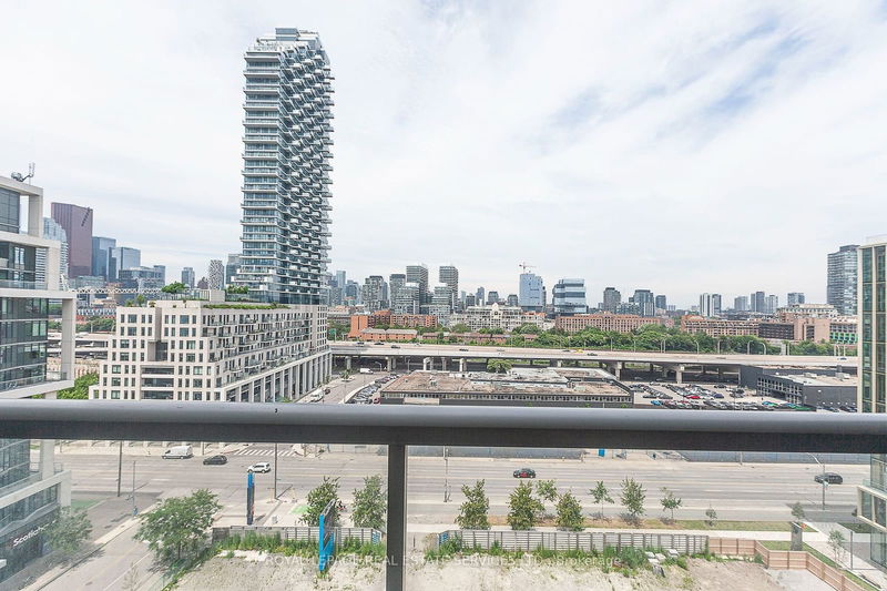  PH28 - 1 Edgewater Dr  Toronto, M5A 0L1 | Image 14