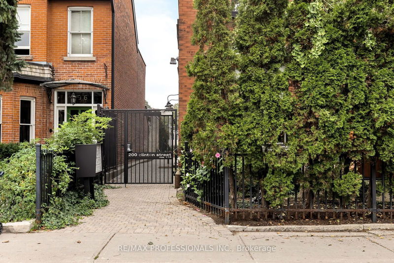  4 - 200 Clinton St  Toronto, M6G 2Y5 | Image 3