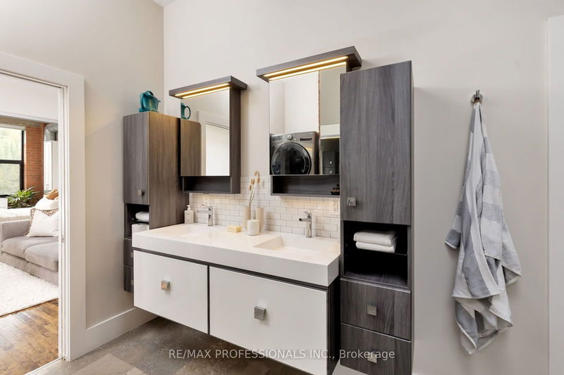  4 - 200 Clinton St  Toronto, M6G 2Y5 | Image 36