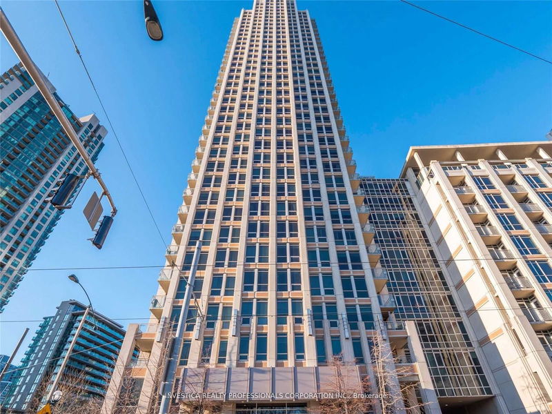home for lease on 310-628 Fleet Street