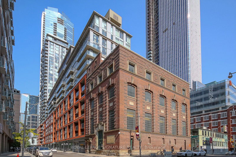 home for lease on 414-21 Nelson Street