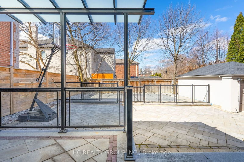 136 Kilbarry Rd  Toronto, M5P 1L4 | Image 33