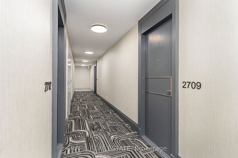  2709 - 30 Grand Trunk Cres  Toronto, M5J 3A4 | Image 2