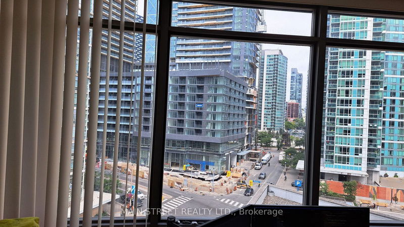  803 - 3 Navy Wharf Crt  Toronto, M5V 3V1 | Image 7