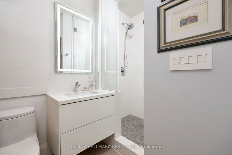  423 - 43 Hanna Ave  Toronto, M6K 1X1 | Image 31