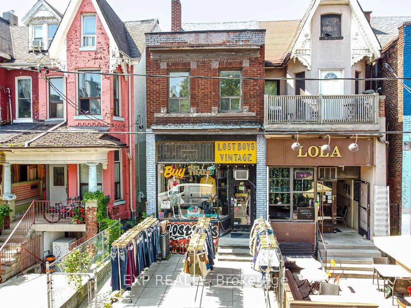 38 Kensington Ave, Toronto, M5T 2J9 | Image 2