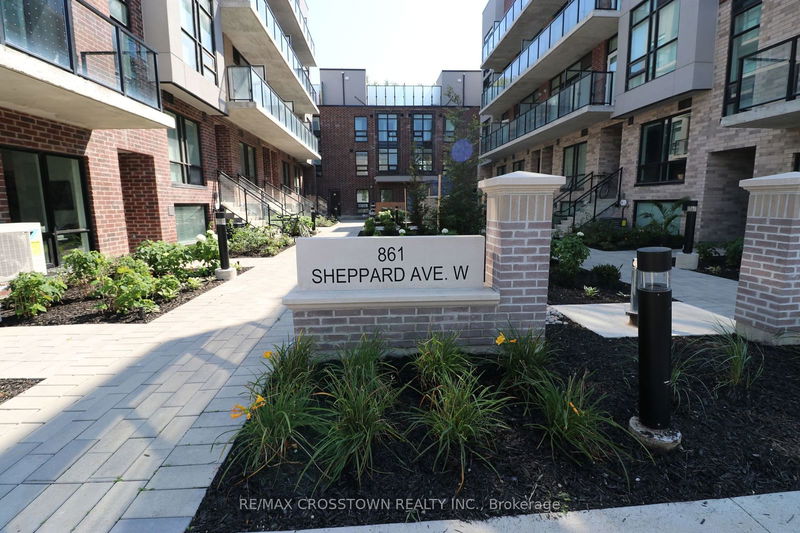 home for lease on 1st-57-861 Sheppard Avenue W