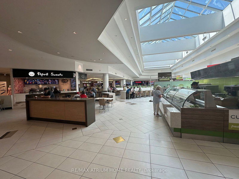 0070 - 900 Dufferin St, Toronto, M6H 4A9 | Image 3