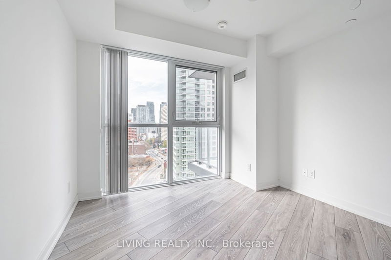  609 - 159 Wellesley St E Toronto, M4Y 0H5 | Image 11