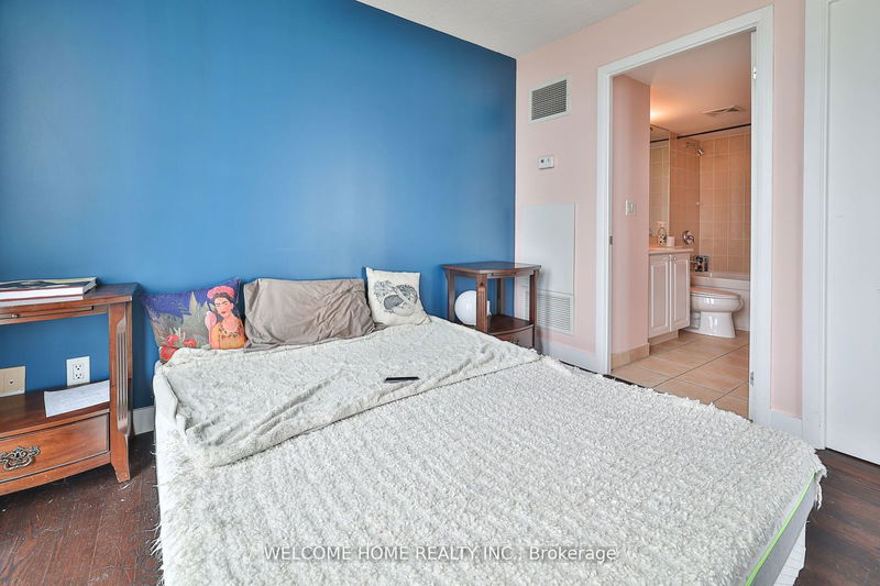  1904 - 231 Fort York Blvd S Toronto, M5V 1B2 | Image 5