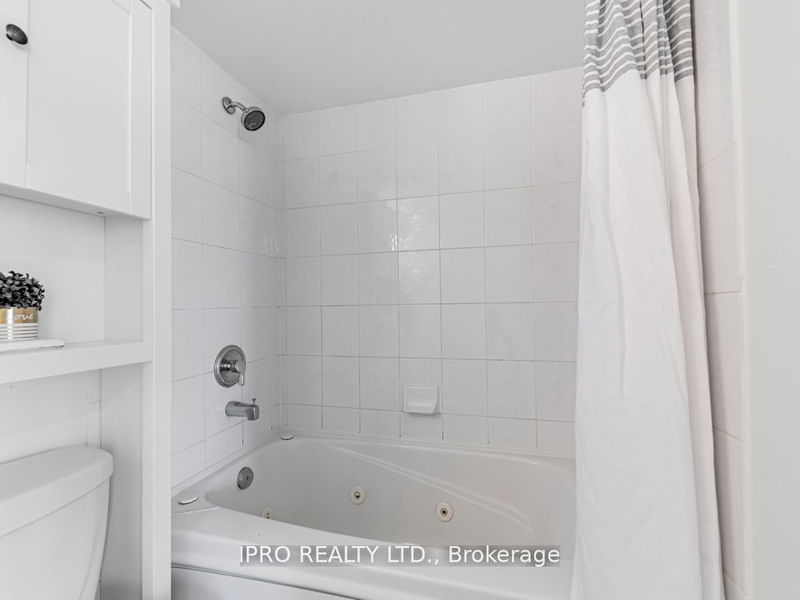  707 - 30 Hayden St  Toronto, M4Y 3B8 | Image 21