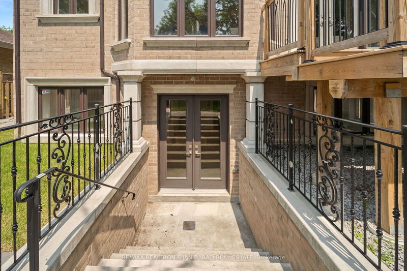 6 Harnish Cres  Toronto, M2M 2C1 | Image 35