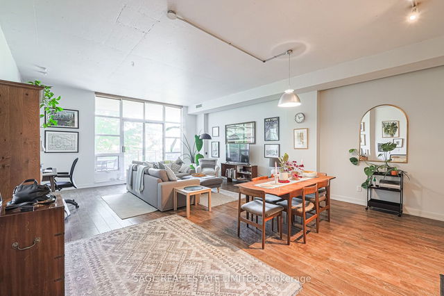 507 - 19 Brant Street