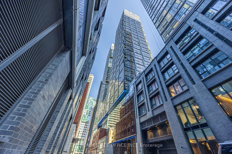 home for lease on 1212-35 Mercer Street