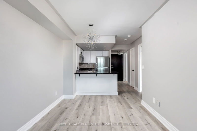  3307 - 8 Park Rd  Toronto, M4W 3S5 | Image 15