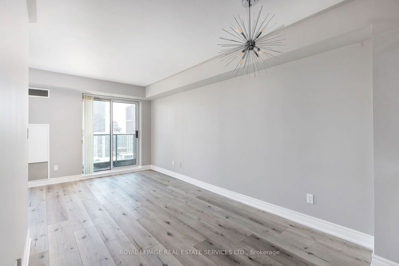  3307 - 8 Park Rd  Toronto, M4W 3S5 | Image 7